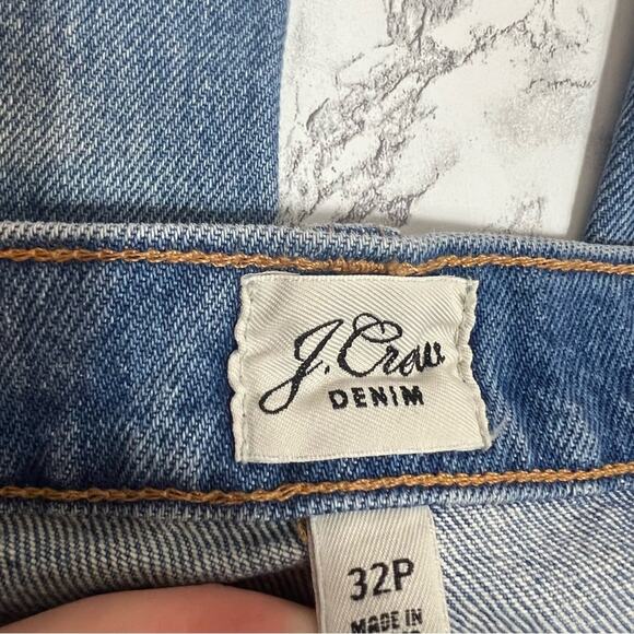 J. Crew Slouchy Boyfriend Capri Jeans Distressed Rocky Wash Raw Hem Sz 32 petite - Picture 4 of 8